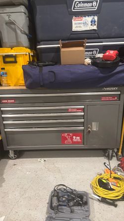 Husky toolbox’s