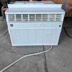 GE 12,000 Btu Ac Unit 
