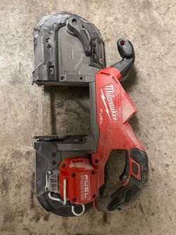 Milwuakee cordless bandsaw