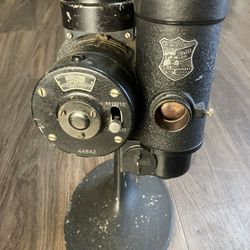 Vintage Bell & Howell Filmo 476 Cine Projector – 1920s – With Case