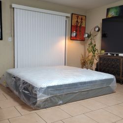 BRAND NEW KING SIZE BEAUTY REST PRESURE SMART LUX 16 INCHES HIGH, FREE DELIVERY,  GREAT DEAL!!!