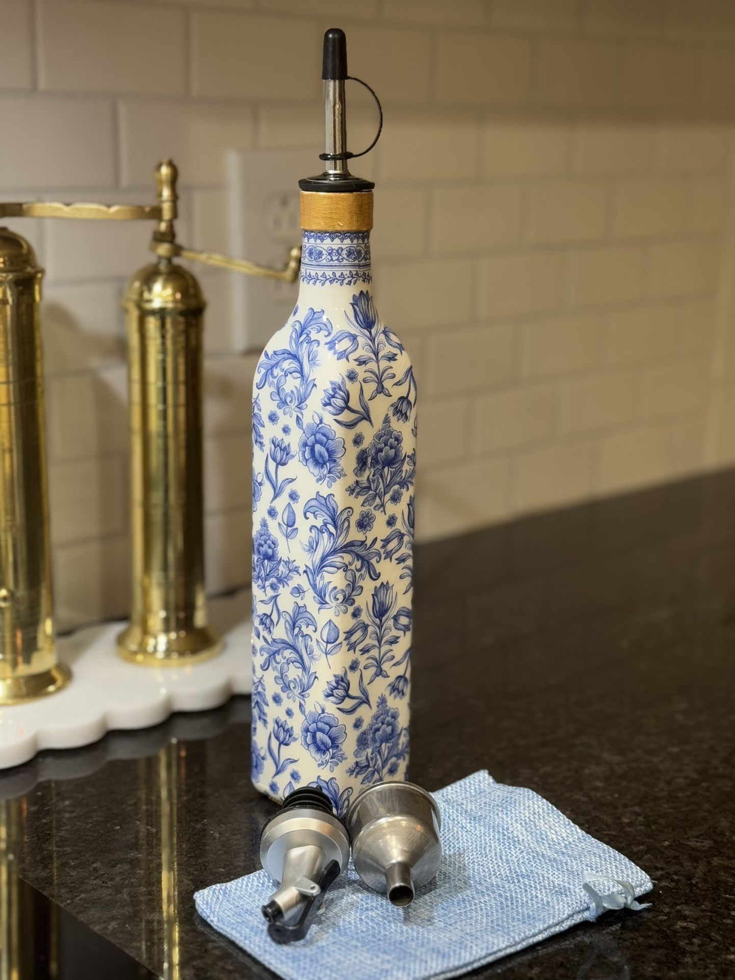 Oil Dispenser