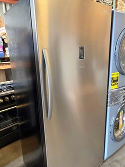 KoolMore Convertible Upright Freezer/Refrigerator