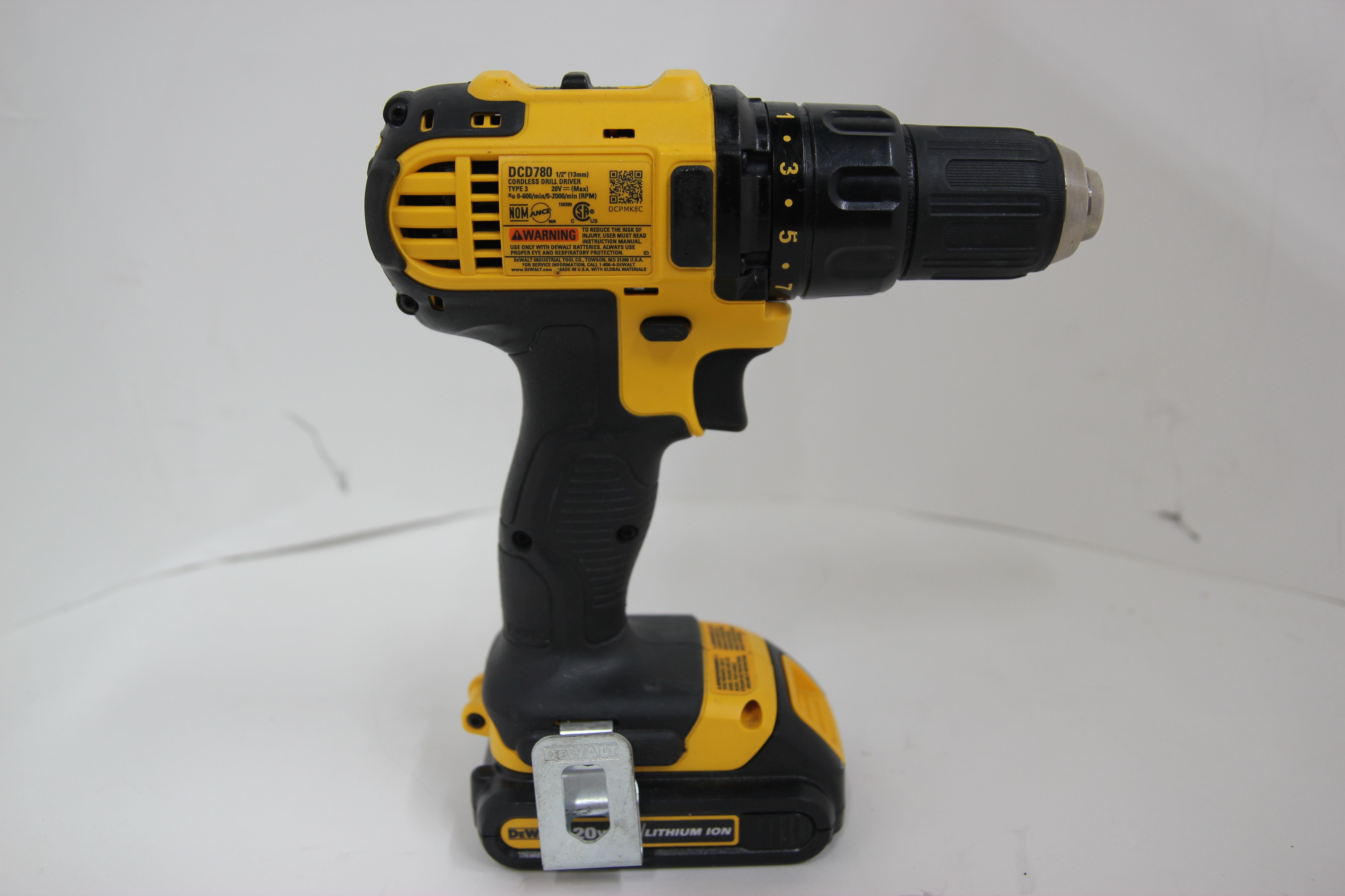 DEWALT DCD780 20V Max 1/2 In. Cordless Drill Driver With Battery