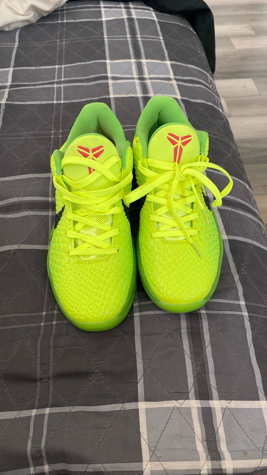 Nike Kobe 6 Grinch Shoes Men Size 7