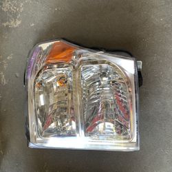 2011-2016 Ford F-250 Driver Side Headlight