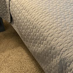 Twin XL Adjustable Mattress and Frame