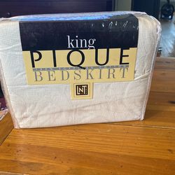 King Size Bed skirt
