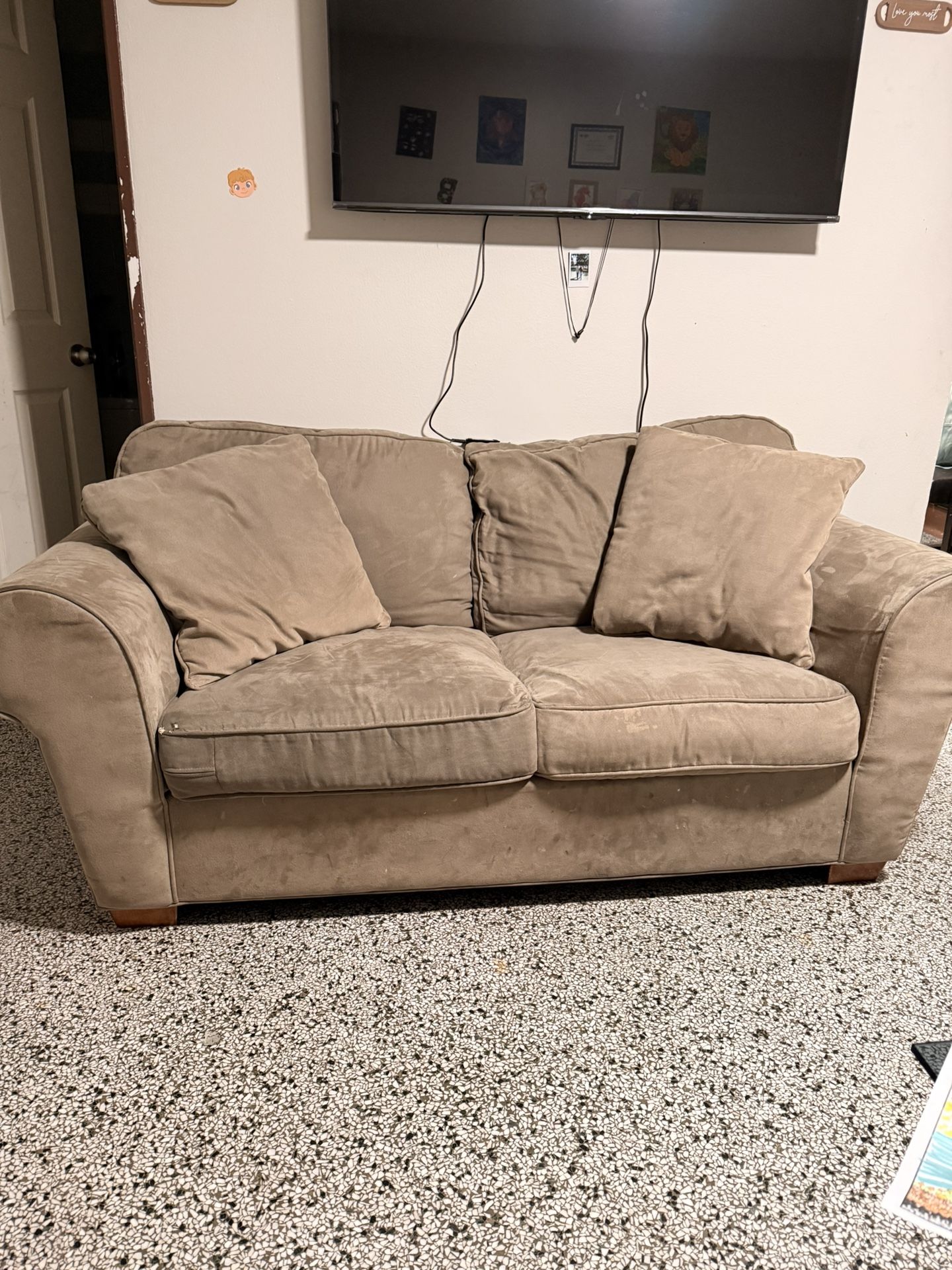 Couch/Sofa