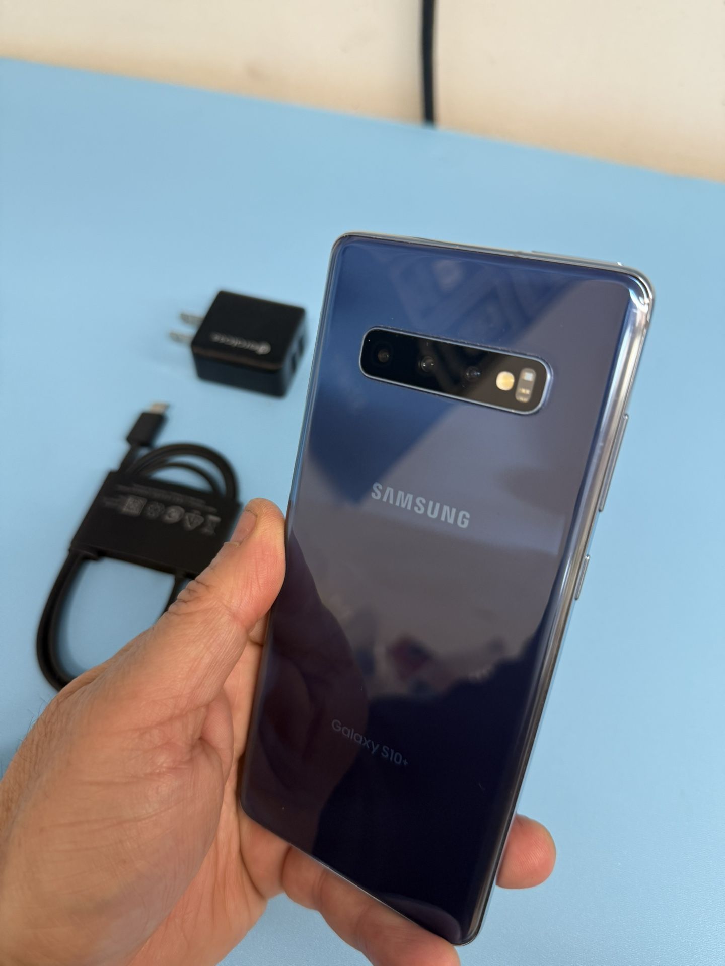 Samsung Galaxy S10 Plus Unlocked For Any Carriers 128gb ( Liberado)