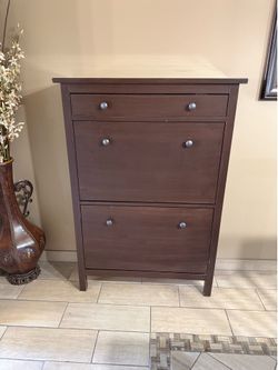 Shoes cabinet