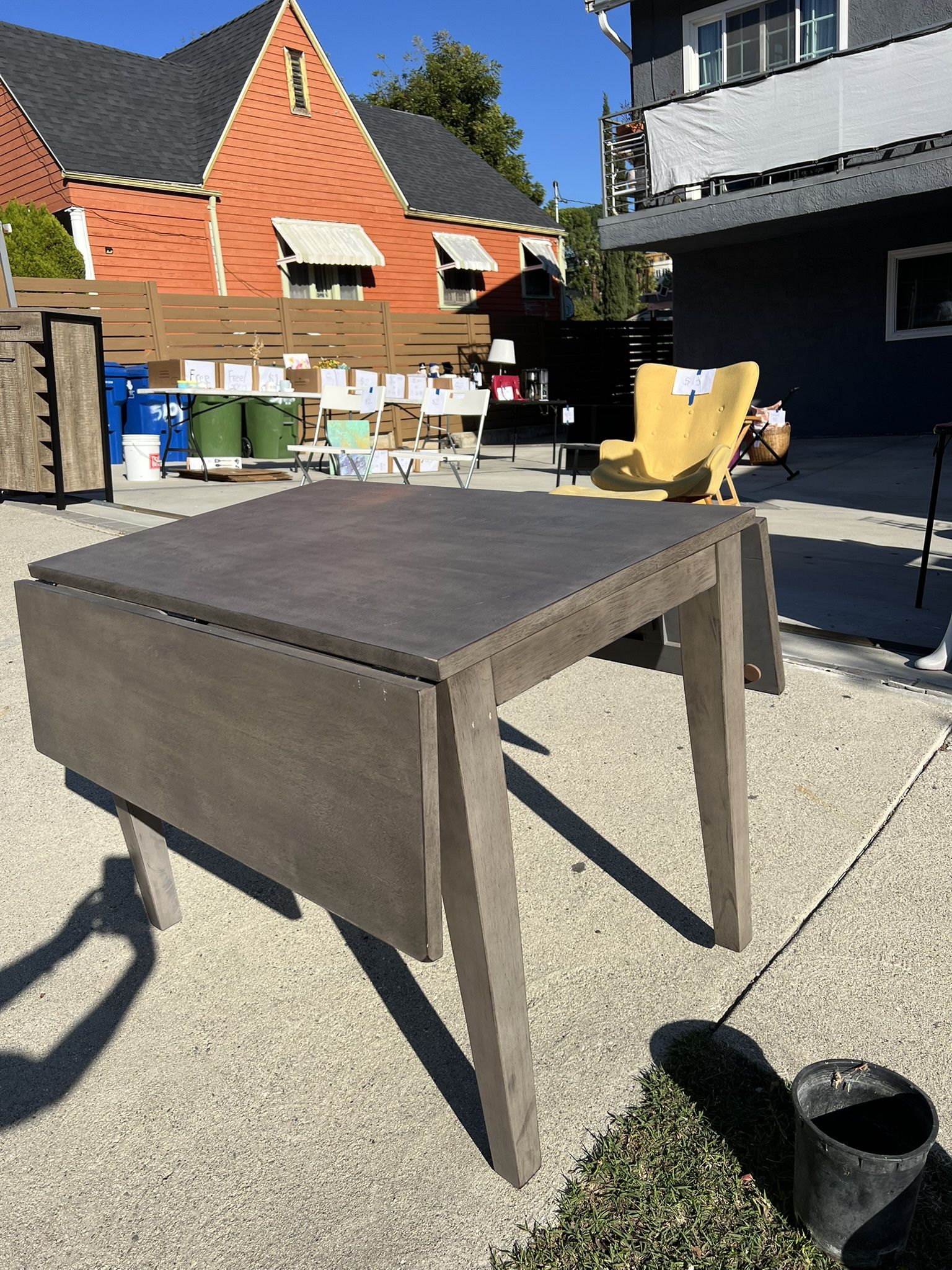 Dining Table Adjustable Leaves