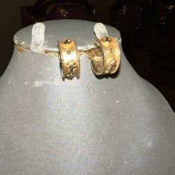 Vintage Clip Earrings 