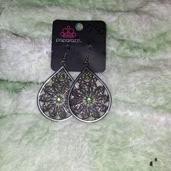 Light Green Earrings 