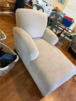 Comfy Neutral Linen-Look Chaise Lounge / Reading Chair – Priced to Sell!