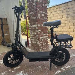 Electric scooter