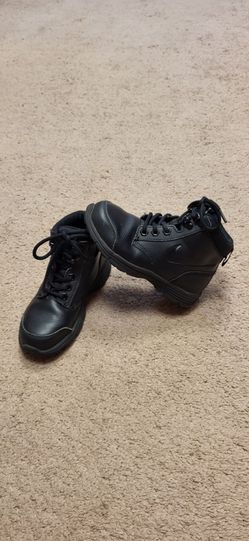Practically New Boy Shoes Nike Size 11 ( Used Once).