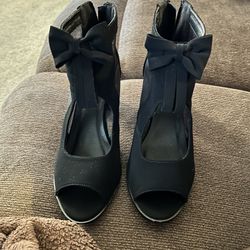 Size 11 Women Shoes