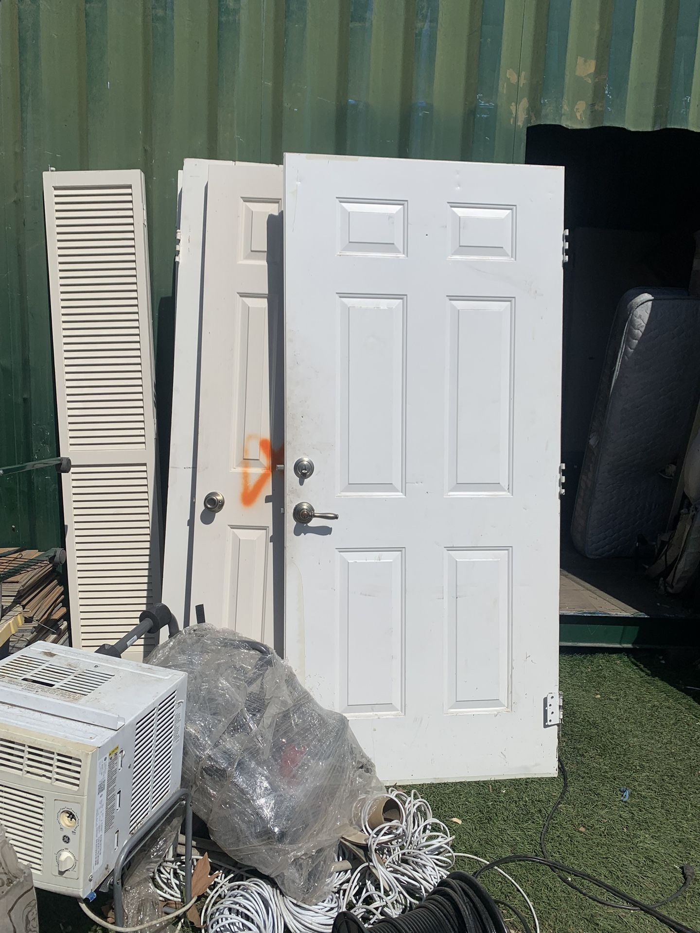 Door Wide 36 Tall 80 And Wide 30 Each $45