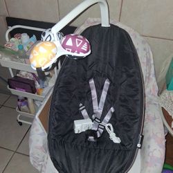 Mamaroo Baby Swing