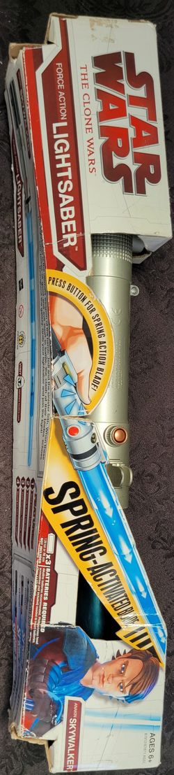 Star Wars The Clone Wars: Anakin Skywalker Force Action Lightsaber 