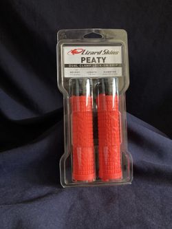 Lizard 🦎 Skins Peaty Red Dual Clamp Lock-on Bike Grip