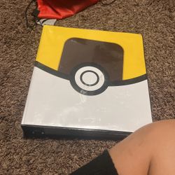 Pokemon binder with 49 full pages of pokemon cards
