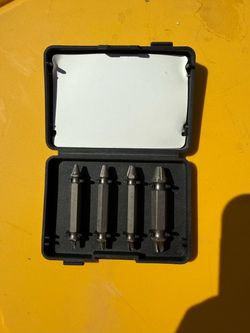 4-Piece Damaged Screw Extractor Set