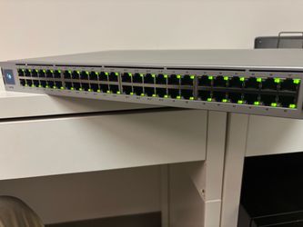 Ubiquiti 48 Port, POE switch