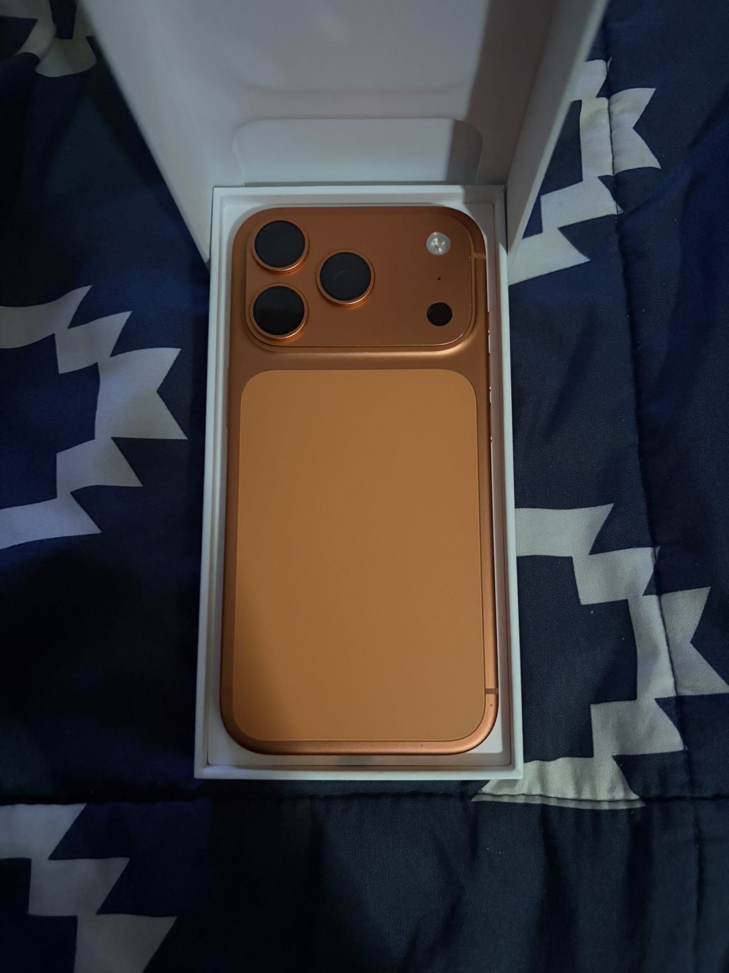 Apple iPhone 17 Pro 256GB Cosmic Orange AT&T