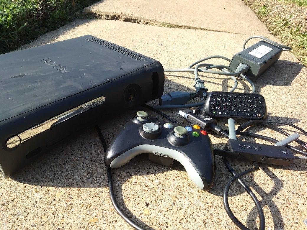 Xbox 360 with extra stuff