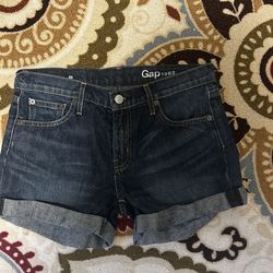 Size 26 Women’s Gap Shorts