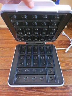Waffle maker