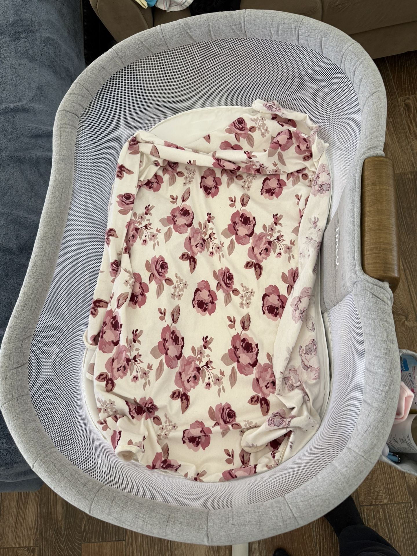 HALO Bassinest Swivel Sleeper