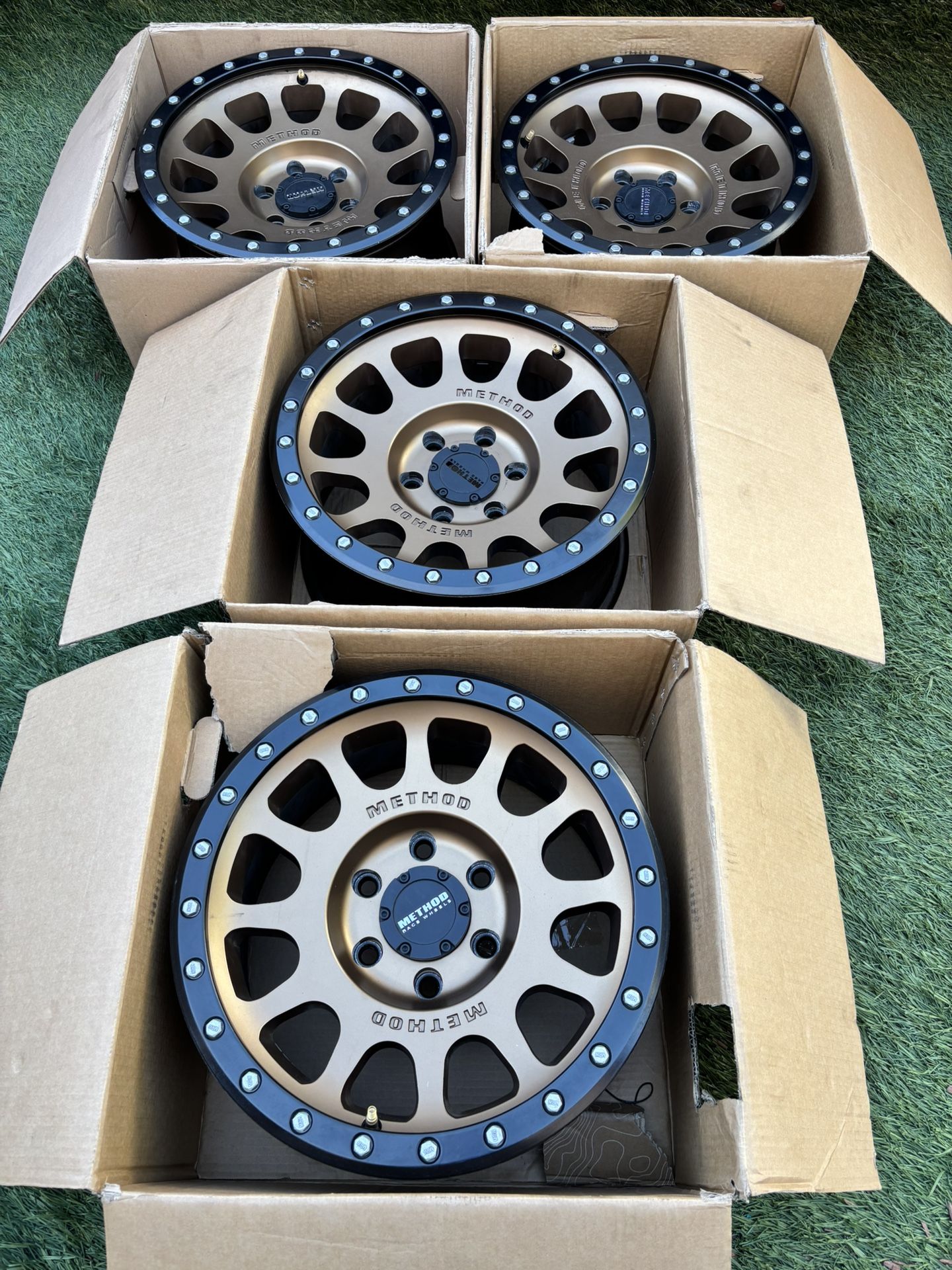 Chevy Silverado Method rims 17