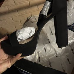 Heels Black Fashion Nova