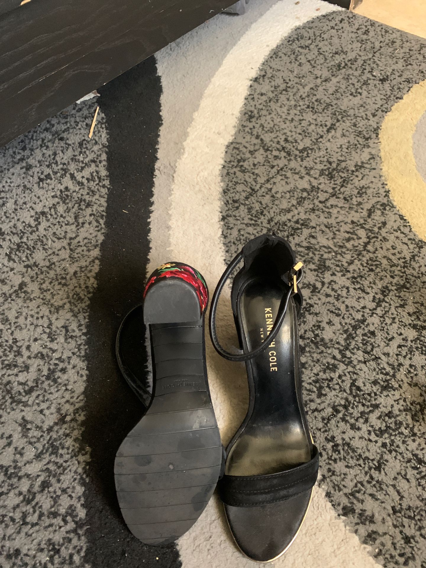 Women shoes