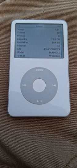 Like new 5th Gen IPod Classic (Video) 30 Gig