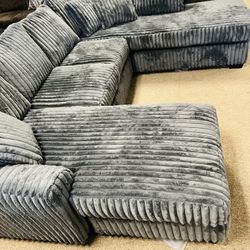 Stunning Double Chaise Sectional! 