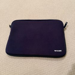 Incase Laptop Protector Bag
