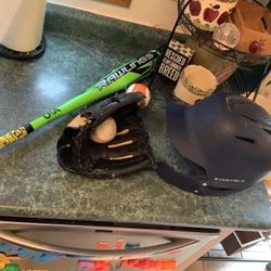 Baseball package including  Nike Keystone 12” baseball glove,  Rawlings Fuel USA Baseball 29” 21 ounces model Fuel 2 5/8” barrel Evoshield batting hel