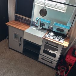 Kids Kitchen 