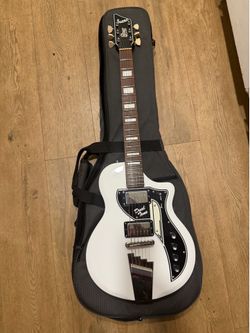 Supro David Bowie Limited Edition Dual Tone 1961 Reissue Electric Guitar