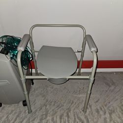 Medical Chair / Bedside Toilet