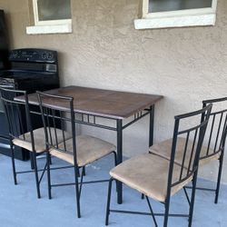 Dinning Table!!!