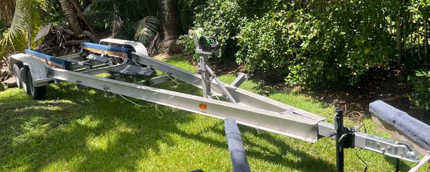 Aluminum tripleAxel trailer up to 30’ boat or 10500lb. Registration. New 15’ wheels, new winch, new Jack, new wires. Ready to load …