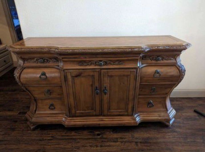 Console Table Or Dresser 