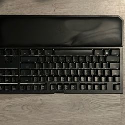 Razer BlackWidow Te Chroma V2 (Razor Orange Switches)