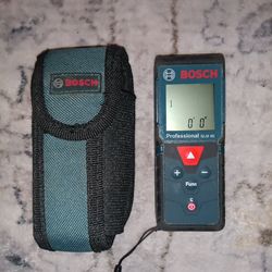 Bosch GLM 40 Professional Laser Meter