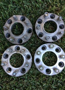 5 Lug Spacers -Espaciador de orejetas